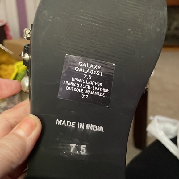 Steve Madden Galaxy, leather strap, sandals size 7 1/2 - Picture 8 of 8